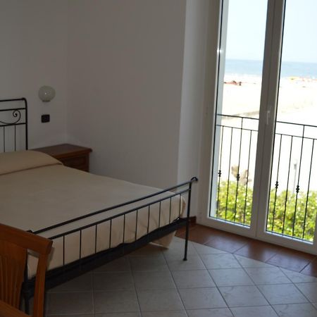 Residenza Villa Margherita Rímini Exterior foto