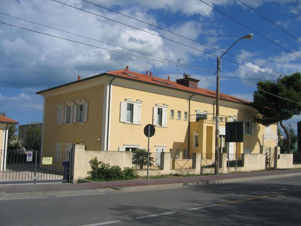 Residenza Villa Margherita Rímini Exterior foto