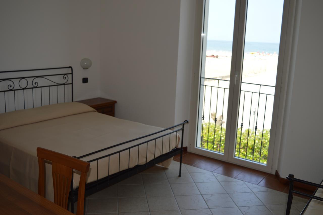Residenza Villa Margherita Rímini Exterior foto